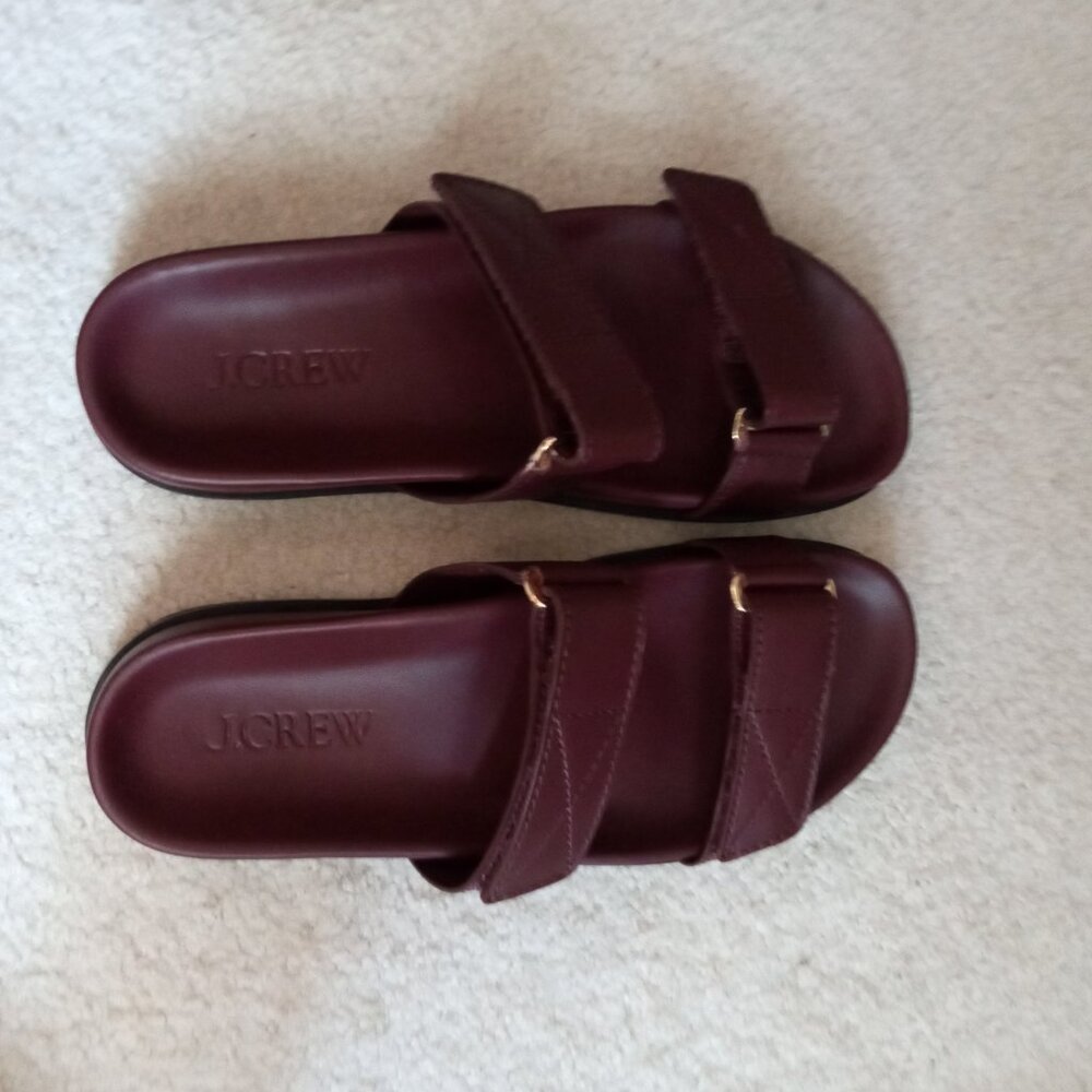 Gorgeous slide sandals ...cool and comfortable.